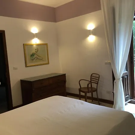 Bed And Breakfast Il Glicine Piedimonte Etneo Exterior photo