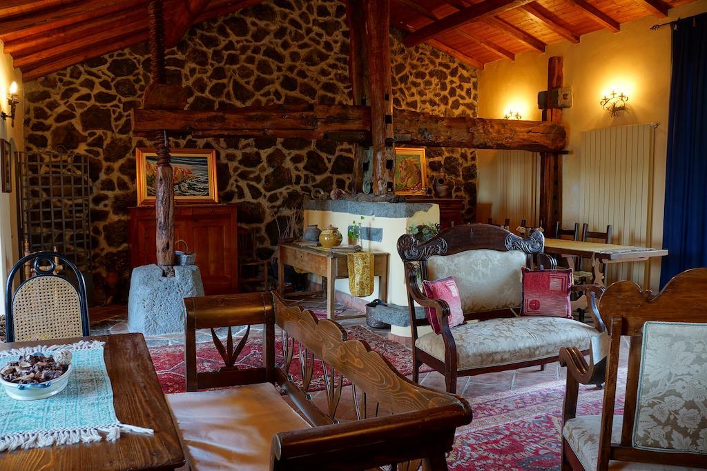 Couette-café Il Glicine Piedimonte Etneo